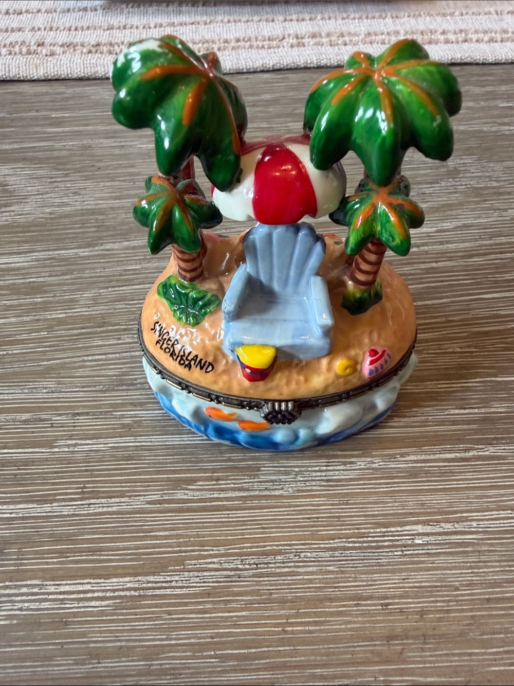 Island Beach Figurine Jewelry Box - Multi-Color Decorative Accessory